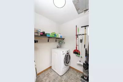 5242 49th Avenue S, Fargo, ND 58104 - Photo 33