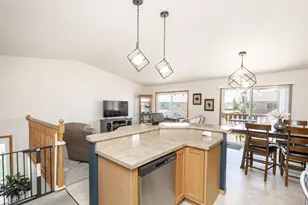 5242 49th Ave S, Fargo, ND 58104 - Photo 13
