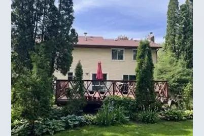 8527 Isle Avenue S, Cottage Grove, MN 55016 - Photo 3