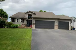 1281 Agate Ct, Sauk Rapids, MN 56379 - Photo 1