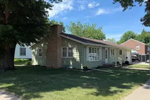 401 W Crawford St, Luverne, MN 56156 - Photo 3