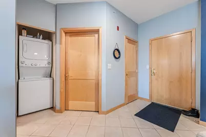 1215 N Lakeshore Drive #205, Lake City, MN 55041 - Photo 3