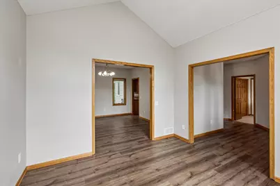 17123 Jonathan Court, Lakeville, MN 55044 - Photo 9