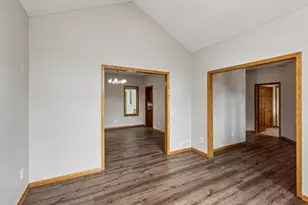 17123 Jonathan Ct, Lakeville, MN 55044 - Photo 9
