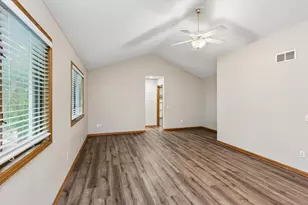 17123 Jonathan Ct, Lakeville, MN 55044 - Photo 25