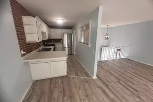 1113 E 145th St, Burnsville, MN 55337 - Photo 5