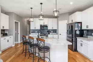 101 Parkview Ln, Cologne, MN 55322 - Photo 9