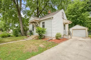 1010 9th Ave SE, Rochester, MN 55904 - Photo 5