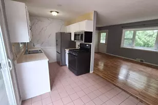6609 W Broadway Ave, Brooklyn Park, MN 55428 - Photo 3