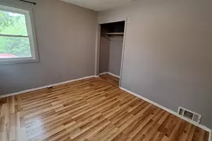 6609 W Broadway Ave, Brooklyn Park, MN 55428 - Photo 9