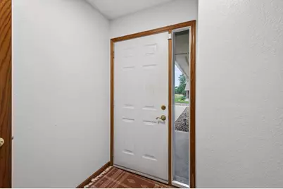 6710 Buckley Circle, Inver Grove Heights, MN 55076 - Photo 5