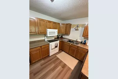 6710 Buckley Circle, Inver Grove Heights, MN 55076 - Photo 3