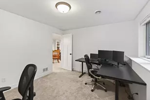 227 Sunnyridge Ln, Golden Valley, MN 55422 - Photo 53