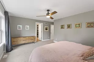 227 Sunnyridge Ln, Golden Valley, MN 55422 - Photo 29