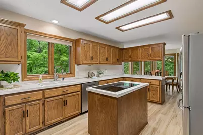 13673 Duluth Drive, Apple Valley, MN 55124 - Photo 15