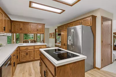 13673 Duluth Drive, Apple Valley, MN 55124 - Photo 19
