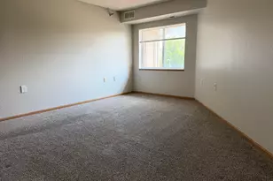 1321 Lake Dr W, Chanhassen, MN 55317 - Photo 21