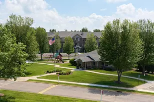 1321 Lake Dr W, Chanhassen, MN 55317 - Photo 15