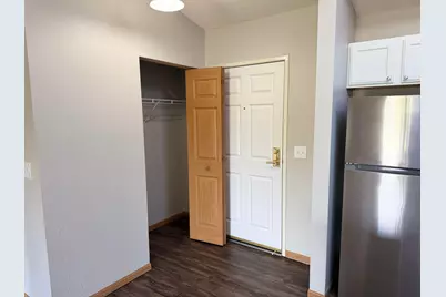 1321 Lake Drive W #329, Chanhassen, MN 55317 - Photo 3