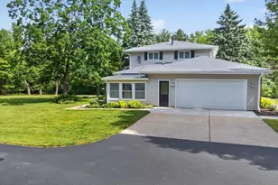 5493 Saint Mary Dr NW, Rochester, MN 55901 - Photo 5
