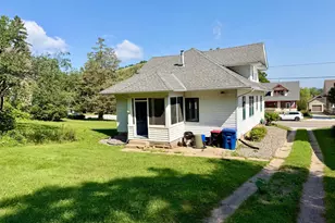 521 E 7th St, Red Wing, MN 55066 - Photo 5
