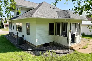 521 E 7th St, Red Wing, MN 55066 - Photo 31