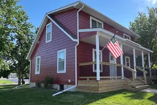 101 Parker Ln, Redwood Falls, MN 56283 - Photo 1