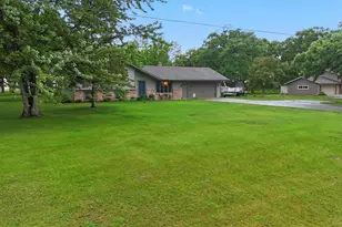 813 N Birch St, Royalton, MN 56373 - Photo 25