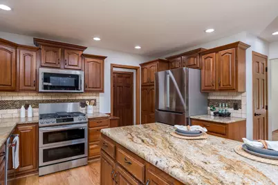 2295 Northridge Drive, North Mankato, MN 56003 - Photo 9