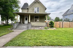 313 E 5th St, Redwood Falls, MN 56283 - Photo 1