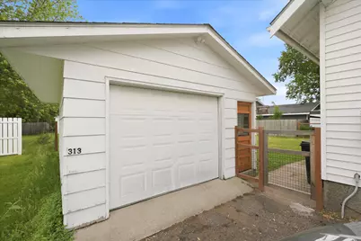 313 W 4th Street, Monticello, MN 55362 - Photo 33