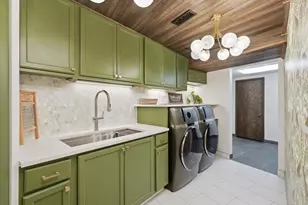 737 Carla Ln, Little Canada, MN 55109 - Photo 41