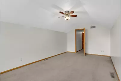 9771 Gable Drive, Eden Prairie, MN 55347 - Photo 27
