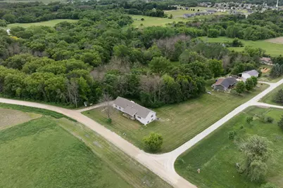18486 625th Street, Dodge Center, MN 55927 - Photo 1