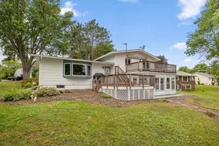 11935 Oak St, Chisago City, MN 55013 - Photo 9
