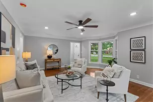 741 Roselawn Ave E, Maplewood, MN 55117 - Photo 1