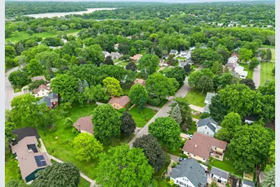 741 Roselawn Avenue E, Maplewood, MN 55117 - Photo 37