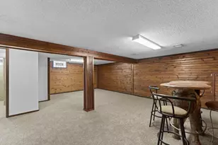 741 Roselawn Ave E, Maplewood, MN 55117 - Photo 15