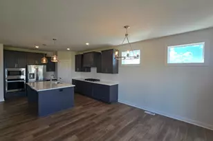 1587 Creekwood Dr, New Richmond, WI 54017 - Photo 13