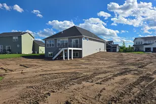 1587 Creekwood Dr, New Richmond, WI 54017 - Photo 37