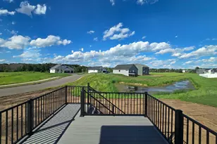 1587 Creekwood Dr, New Richmond, WI 54017 - Photo 5