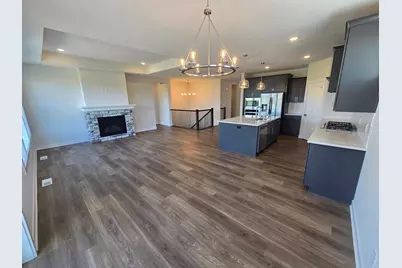 1587 Creekwood Drive, New Richmond, WI 54017 - Photo 7