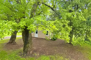404 E Gilman St, New York Mills, MN 56567 - Photo 3
