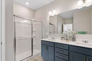 2156 Blf Hts Dr, Shakopee, MN 55379 - Photo 9