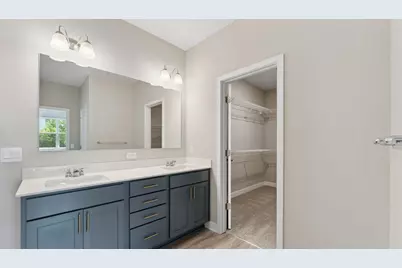 2156 Bluff Heights Drive, Shakopee, MN 55379 - Photo 11