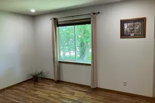 233 E Amber Lake Dr, Fairmont, MN 56031 - Photo 11