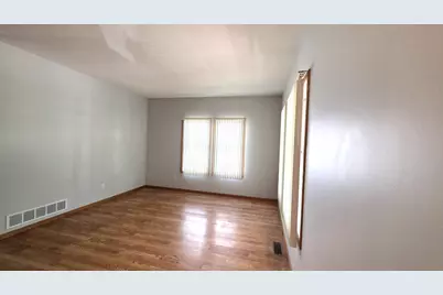 675 Otsego Street, Saint Paul, MN 55101 - Photo 9