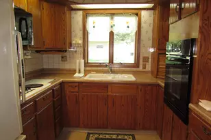 1522 Falcon Dr, Fairmont, MN 56031 - Photo 3