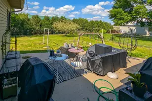 350 Thurman St, Wells, MN 56097 - Photo 7