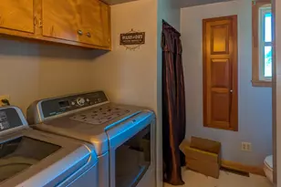 350 Thurman St, Wells, MN 56097 - Photo 11